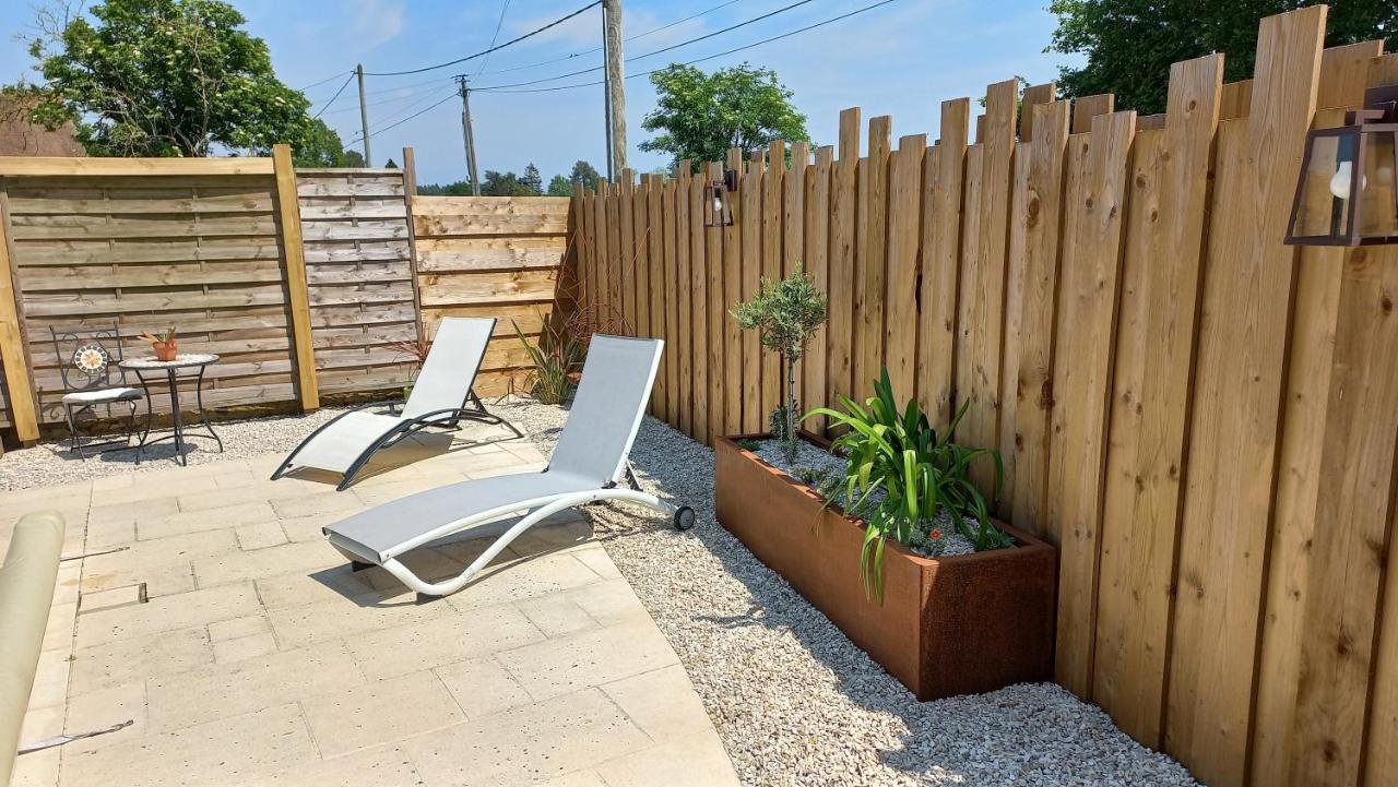 En Pleine Campagne, Proche Du Mans - Chambre D'Hotes Fillé Exterior foto